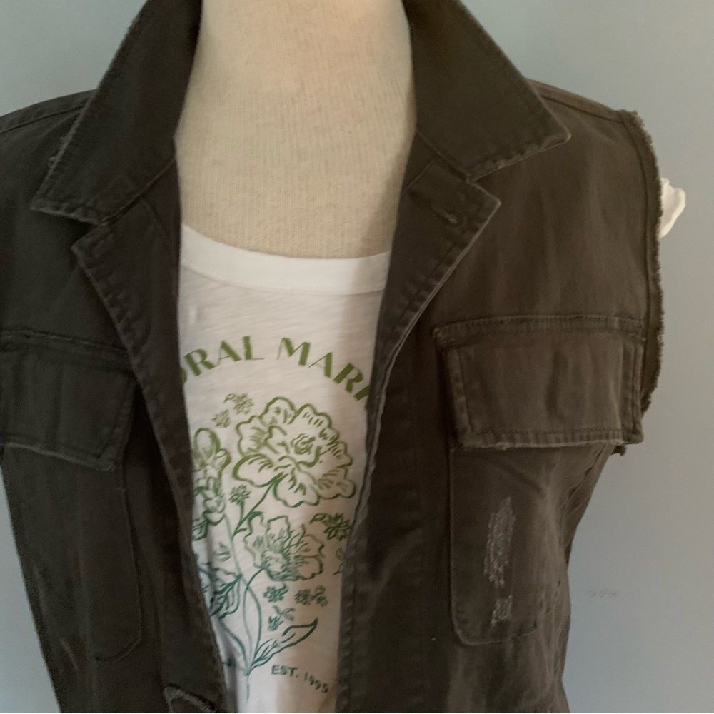 Boho style utility vest in dark gray with contrast white blue stripes on back - Picture 4 of 15